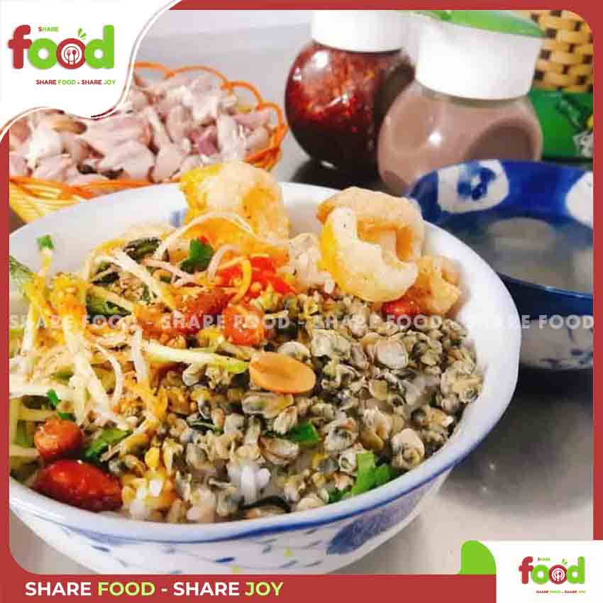 quán cơm hến ngon ở Huế